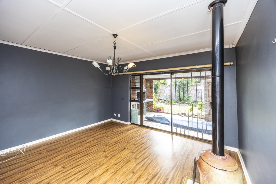 4 Bedroom Property for Sale in Nahoon Valley Park Eastern Cape
